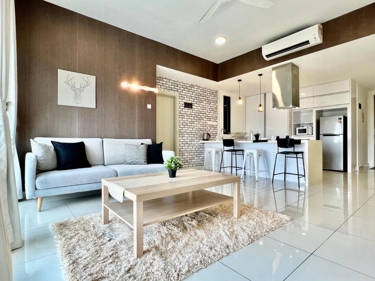 Royale Cottage Midvalley Netflix Pools 4 Pax Johor Bahru Bagian luar foto